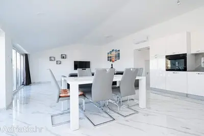 Image de Panoramic View Apartment Ilm