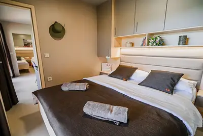 Image de Three Bedroom Mobile Home 15/020