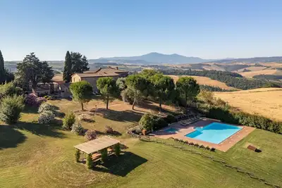 Image de Joli appartement dans une maison de vacances avec Wifi, piscine, Tv, terrasse, vue panoramique
