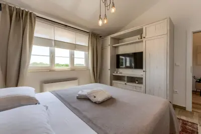 Image de Rustic Villa Perosa With Heated Pool