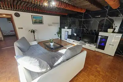 Image de Brezovica Spacious Family-Friendy Apartment - Two Bedroom Apartment with Balcony