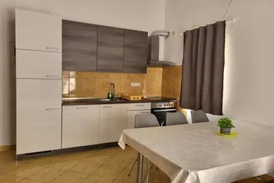 Image de Apartments Radacic - Two Bedroom Apartment With Terrace And Sea View (A2)