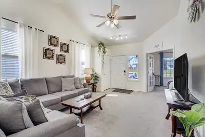 Image de The Cozy Oak | Main Level Comforts