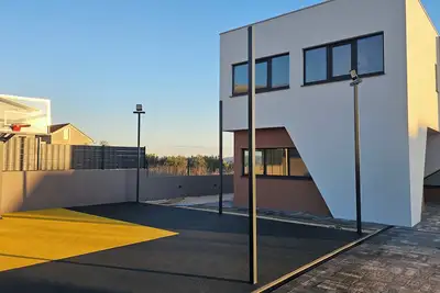 Image de Villa 60 Degrees with heated pool and basketball court