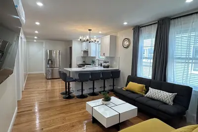 Image de Modern Brand New Dorchester Apartment! Quiet, Convenient & Minutes from Boston!