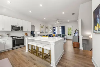 Image de 5 Miles to the World Cup/ Ev Charger/Free Garage Parking/Outside Space/Pet Friendly