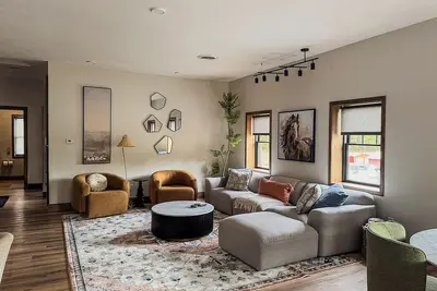 Image de Beautiful Penthouse Apartment w/ 2 bedrooms near Amish Country - Oasis Manor