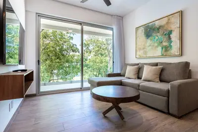 Image de Resort-style condo with balcony, WiFi, kitchen & access to pools