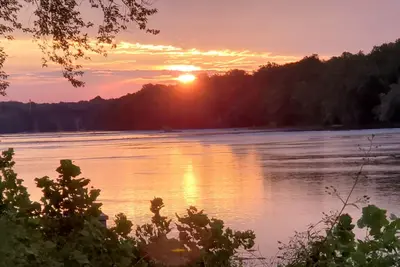 Image de Charming River House and Cottage in Shepherdstown