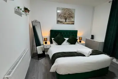 Image de City Escape: Stylish 4-bedroom house in Nottingham