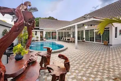 Image de 4-bedroom villa in fantastic Tambon Bang Sare with Ac