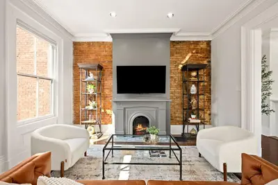 Image de Huge Lux Historic Retreat, Walk to All Downtown