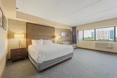 Image de Amenity Rich Spacious King Suite
