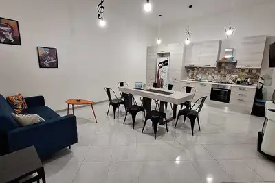 Image de Miracoli House 40 Cozy 160 sq m house for families/groups of friends. Center