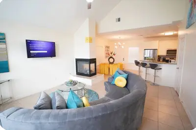Image de Gated 3bd in The Heart of Houston w/ garage 5 mins 2 downtown & Medical Center