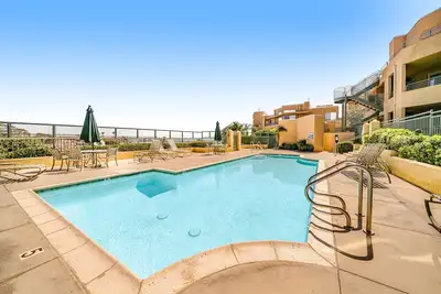 Image de Ocean Pointe Getaway- 30-Night Minimum