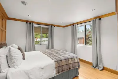 Image de Downtown Aspen Condo w/ Fireplace & Ski Locker | Walk to Slopes