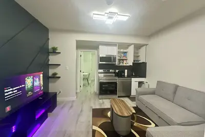 Image de Comfort Suite |10 Mins to Wem, 30 Mins to Yeg