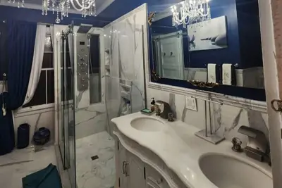 Image de Fabulous house with Ac in charming Brockton