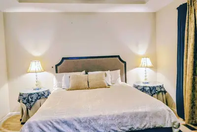 Image de The good place; where all the real good is found