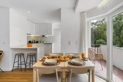 Image de Chic & Stylish Retreat in Estoril Finest Location