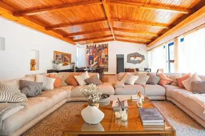 Image de Family Paradise: Exquisite Retreat for Holidays