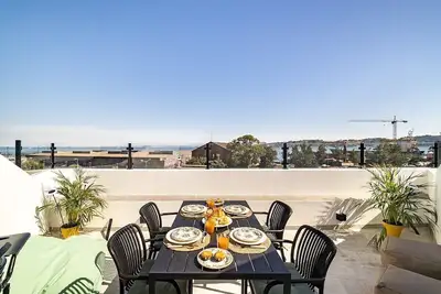 Image de Lisbon Living with Beautiful River Views