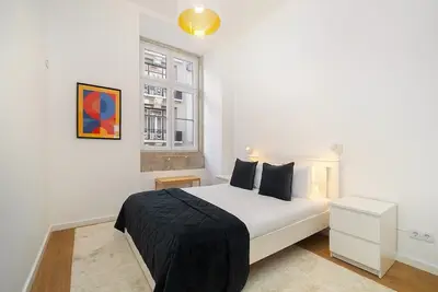 Image de Lisbon Living Redefined: Exclusive Downtown Spot