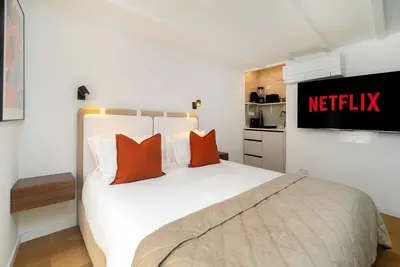 Image de Prime Location: Your Lisbon Getaway