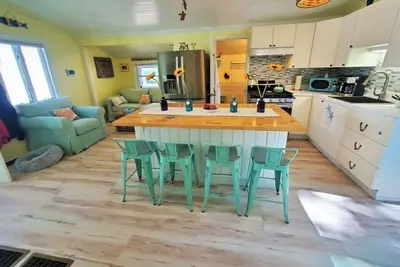 Image de Charming 2-bedroom house in Wareham Walking Distance to Hospital and Downtown