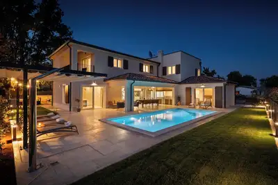 Image de Luxury villa for 8 persons with swimming pool, whirlpool and sauna