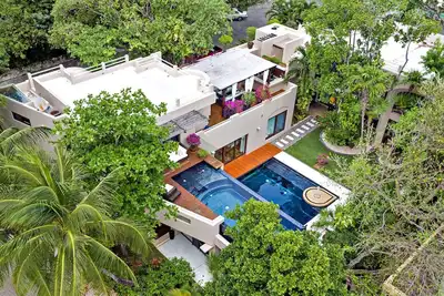 Image de Quinta Clara: 7br Luxury Villa with 2 Pools, Steps from Playa del Carmen Beach