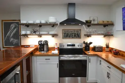 Image de Bella Vista at Half Moon - Direct Riverfront w/ Deepwater Dock