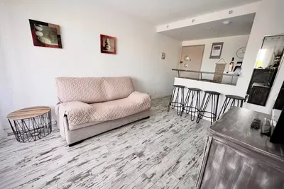 Image de Cap Parenthèse by L'Avenue - T2 Familial - 200m plage - Parking privé - 2e étage