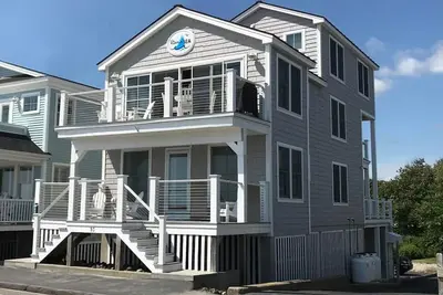 Image de Across the Street from Long Sands Beach, Amazing Ocean Views