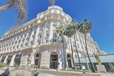 Image de Agence Henri Camille - Rouaze 3 -  1 chambre 50m du Martinez 5min Palais