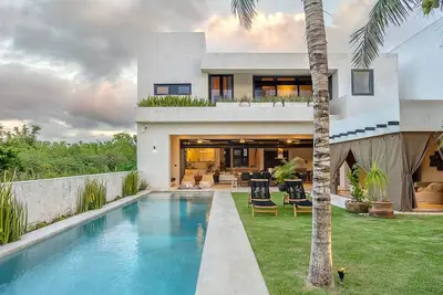 Image de Casa del Viento: 5br Villa w/ Pool, Lagoon access with Jetty in Puerto Aventuras