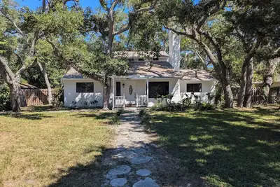 Image de Beach House in Venice Florida, welcome to paradise.