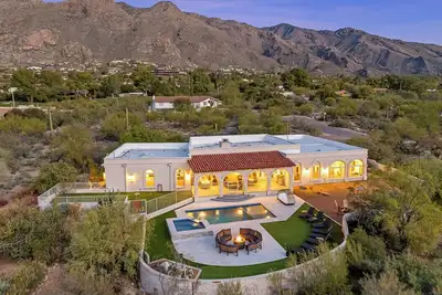 Image de Luxury Desert Retreat, 5br, Heated Pool, Spa & Putting Green, Sleeps 16