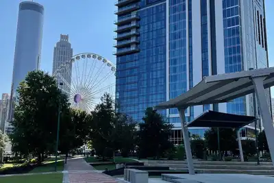 Image de 2 Br Wyndham Presidential condo by Centennial Pk 1/2 mile to Mercedes-Benz Stdm