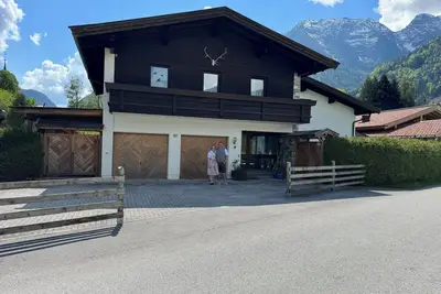 Image de Studio with piste view