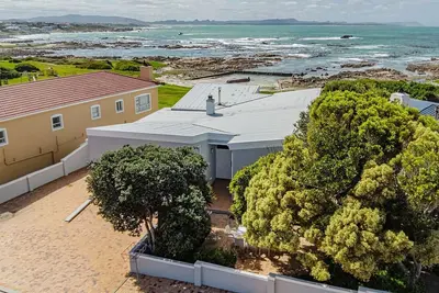 Image de Groot Kabeljou | Oceanfront Family Fun in Kleinbaai