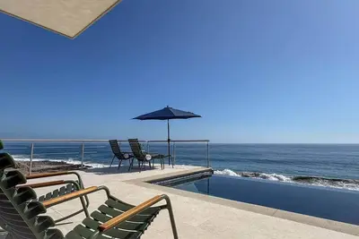 Image de Luxe Oceanfront Casita • Pool• Spa• Secluded Beach