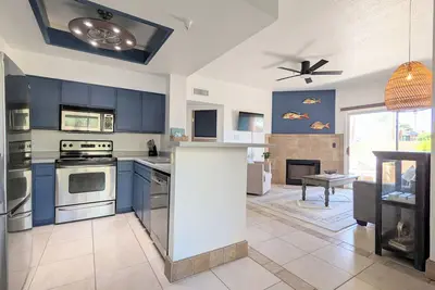 Image de Amazing Location! Walk to London Bridge, The Channel, Rotary Park & Restaurants!