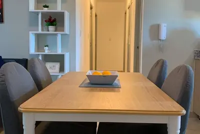 Image de Complete and modern apartment near the airport