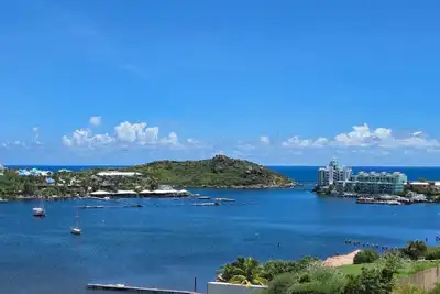 Image de Oceanview Villa + Private Infinity Pool Oysterpond
