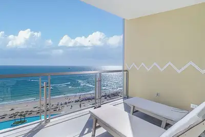 Image de One 1407a: New Oceanfront Destination for Luxury and Scenic Beauty