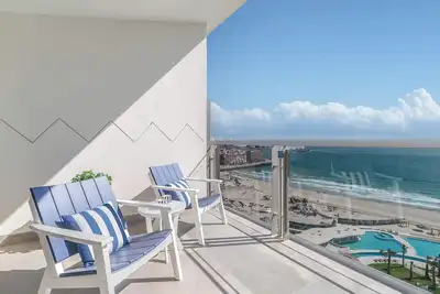 Image de One 1002-Hotel Room– Luxury Oceanfront Condo with Stunning Views