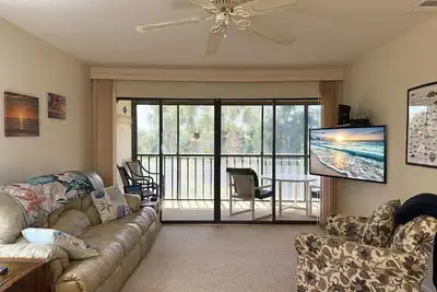 Image de Forest Park – 2br with Pool, Tennis & Clubhouse