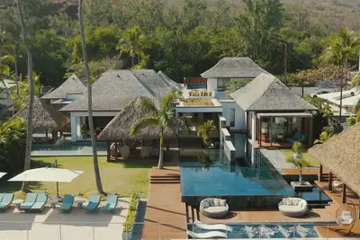 Image de Villa À la Croisée des Chemins – Pied dans l’eau - Ermitage-Les-Bains